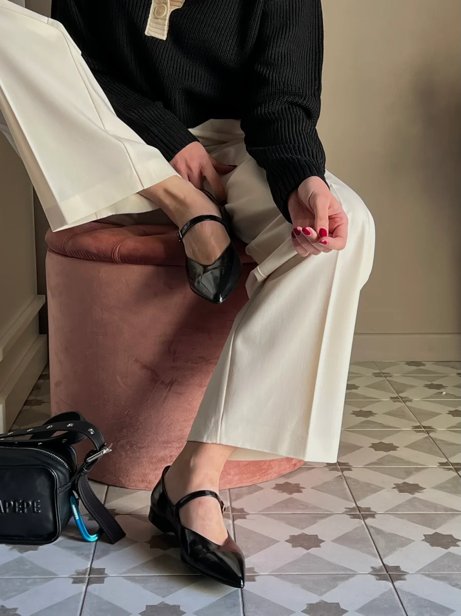 Scarpa bassa Mary Jane nera - immagine 4