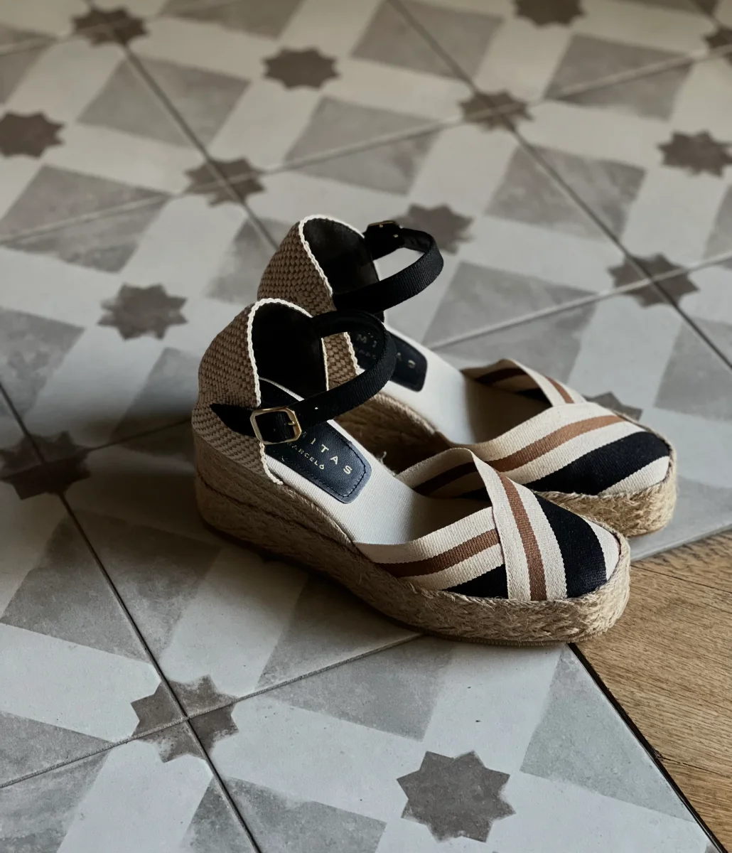 Sandalo con zeppa in corda bicolor - immagine 5