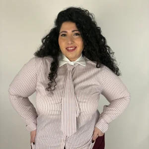 Camicia Mindy con cravatta